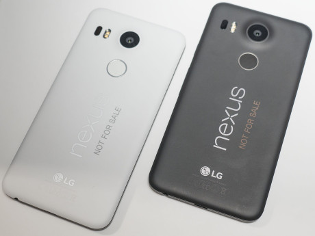 Nexus 5X white black