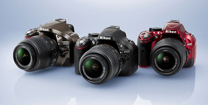 Nikon D5200 med 24 Mp och Wi-Fi
