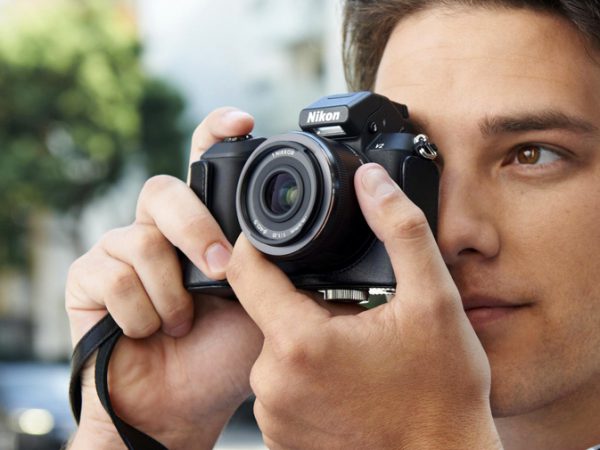 Nikon 1 V2