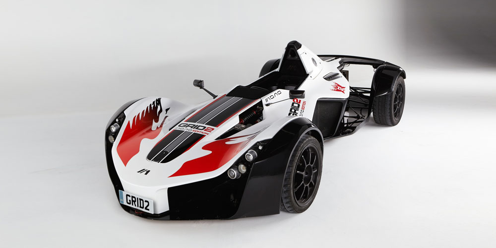 Köp ett bilspel, få en superbil på köpet!