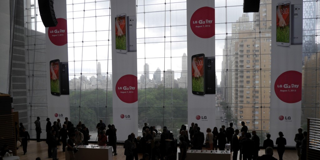 Första intrycket av LG:s toppmobil G2