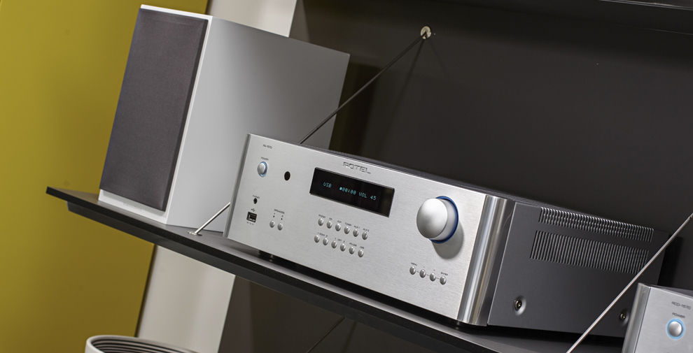 rotel 990