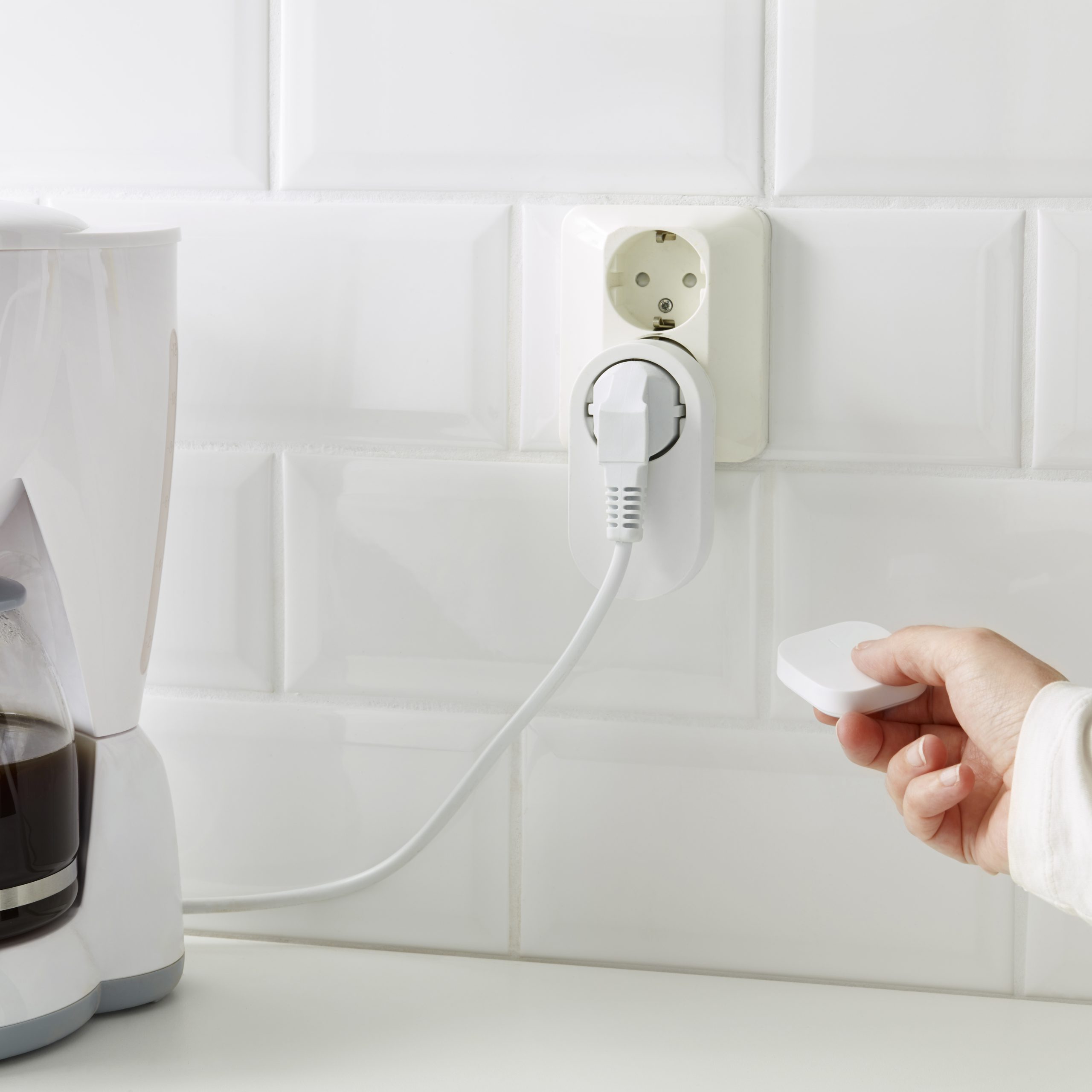 TEST IKEA Trådfri Set med uttag På och av och mer