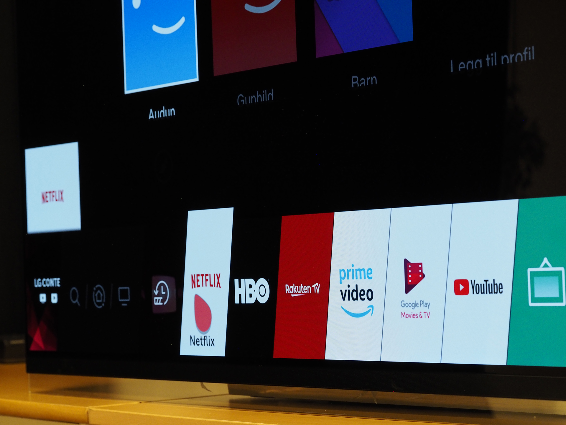 LG OLED77C9 4 LG WEBOS