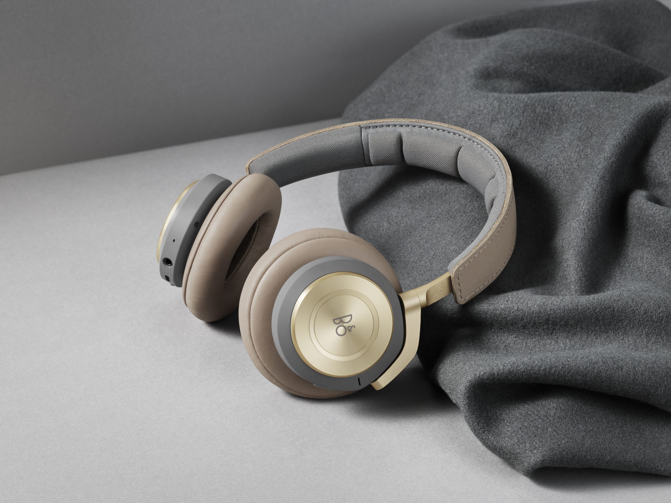 bang and olufsen h9 4th gen