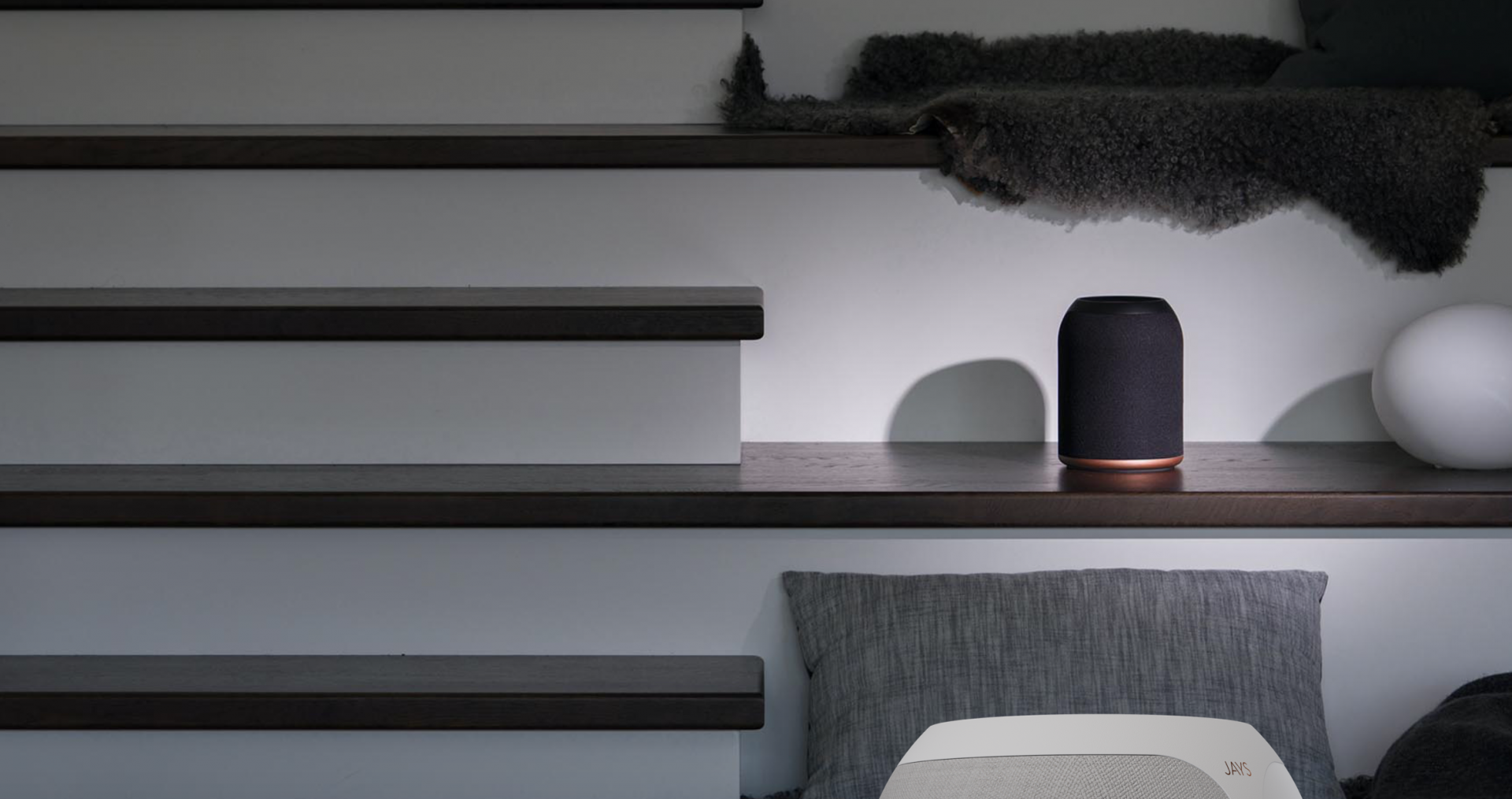 6 trådlösa bordhögtalare 1 trådløse bordhøyttalere