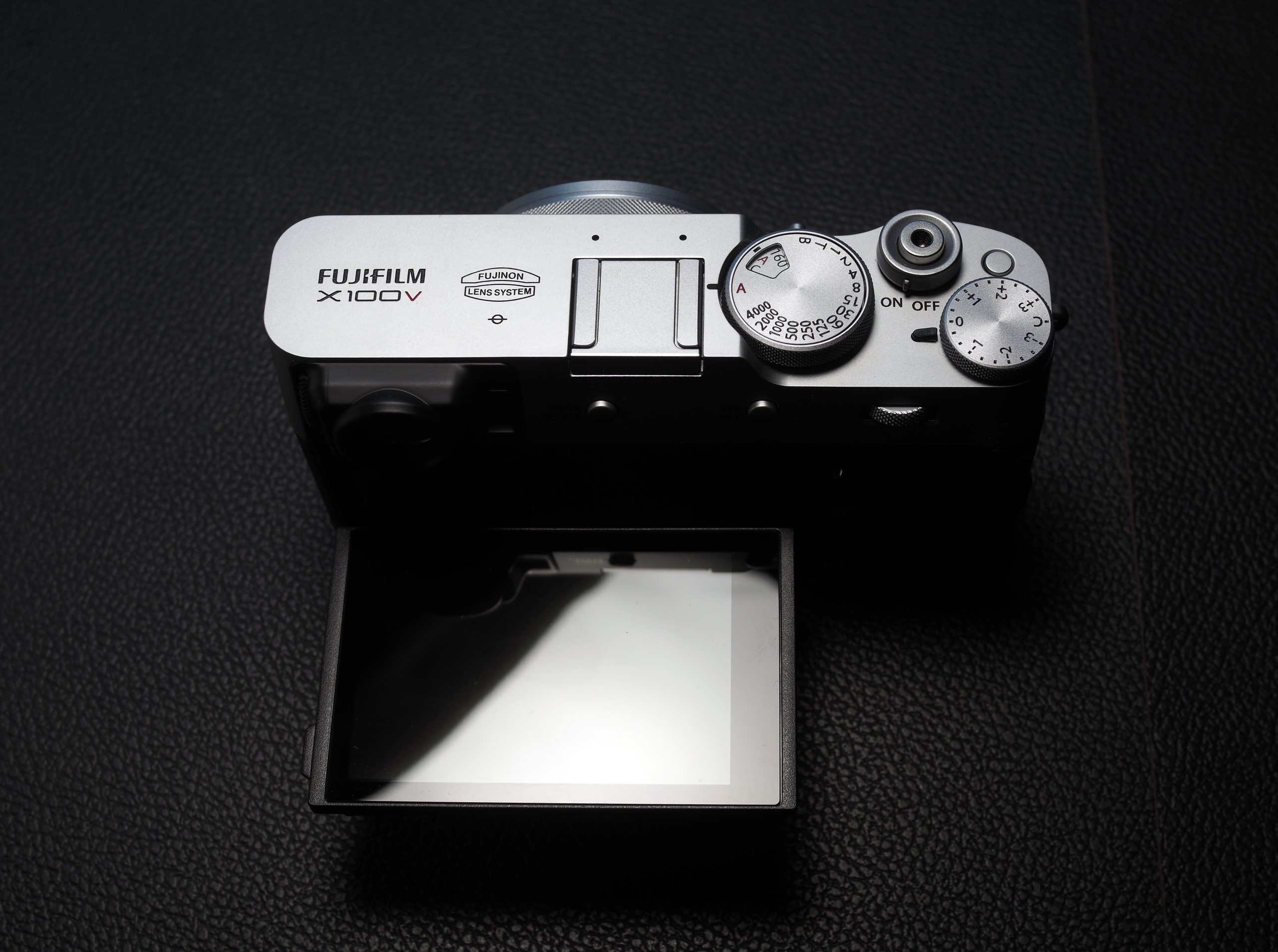 Fujifilm X100V 2 Fujifilm X100V Screen scaled 1