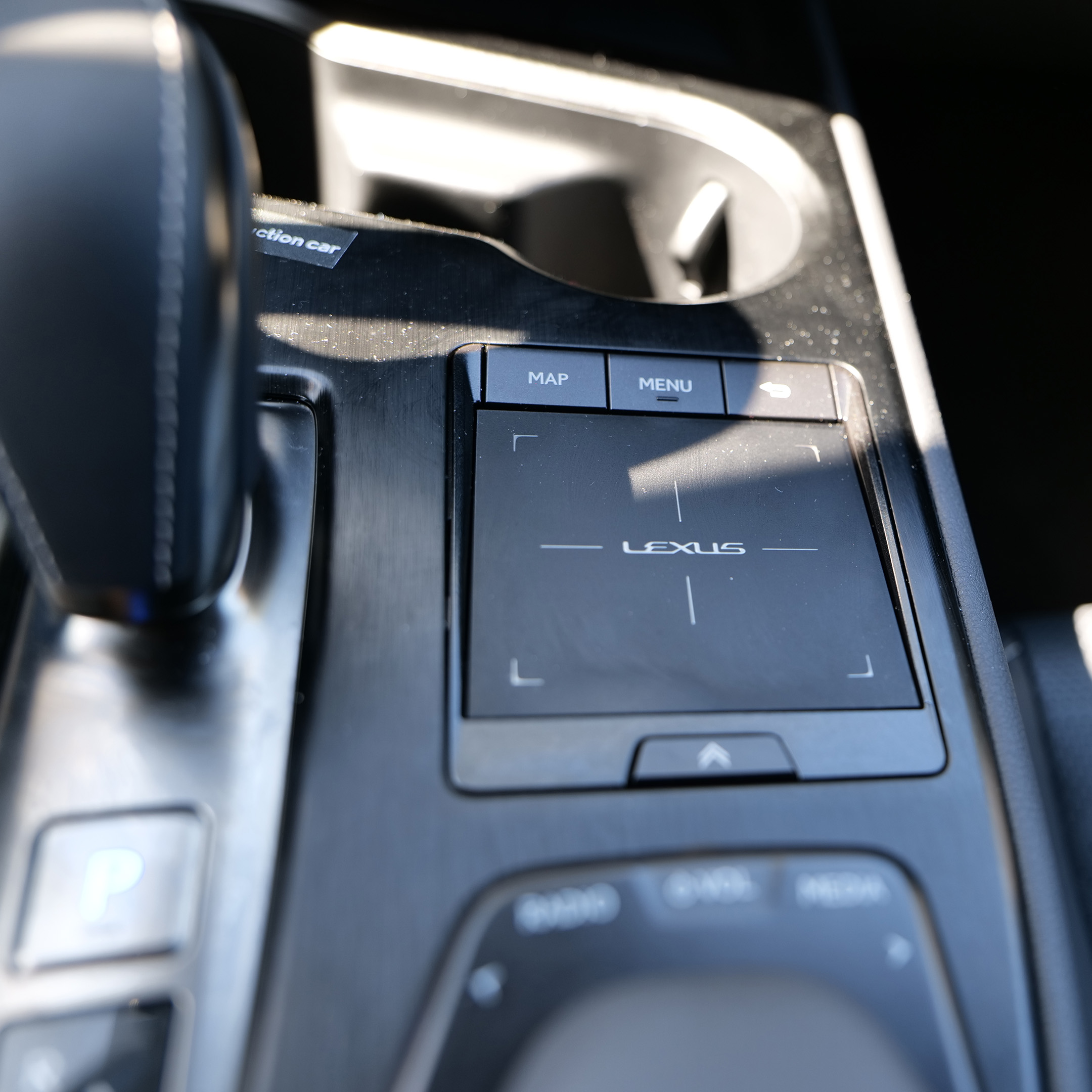 Lexus UX 300e touchpad