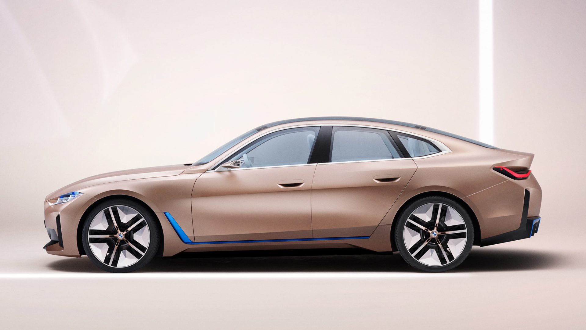 Nu satsar BMW på elektriska bilar