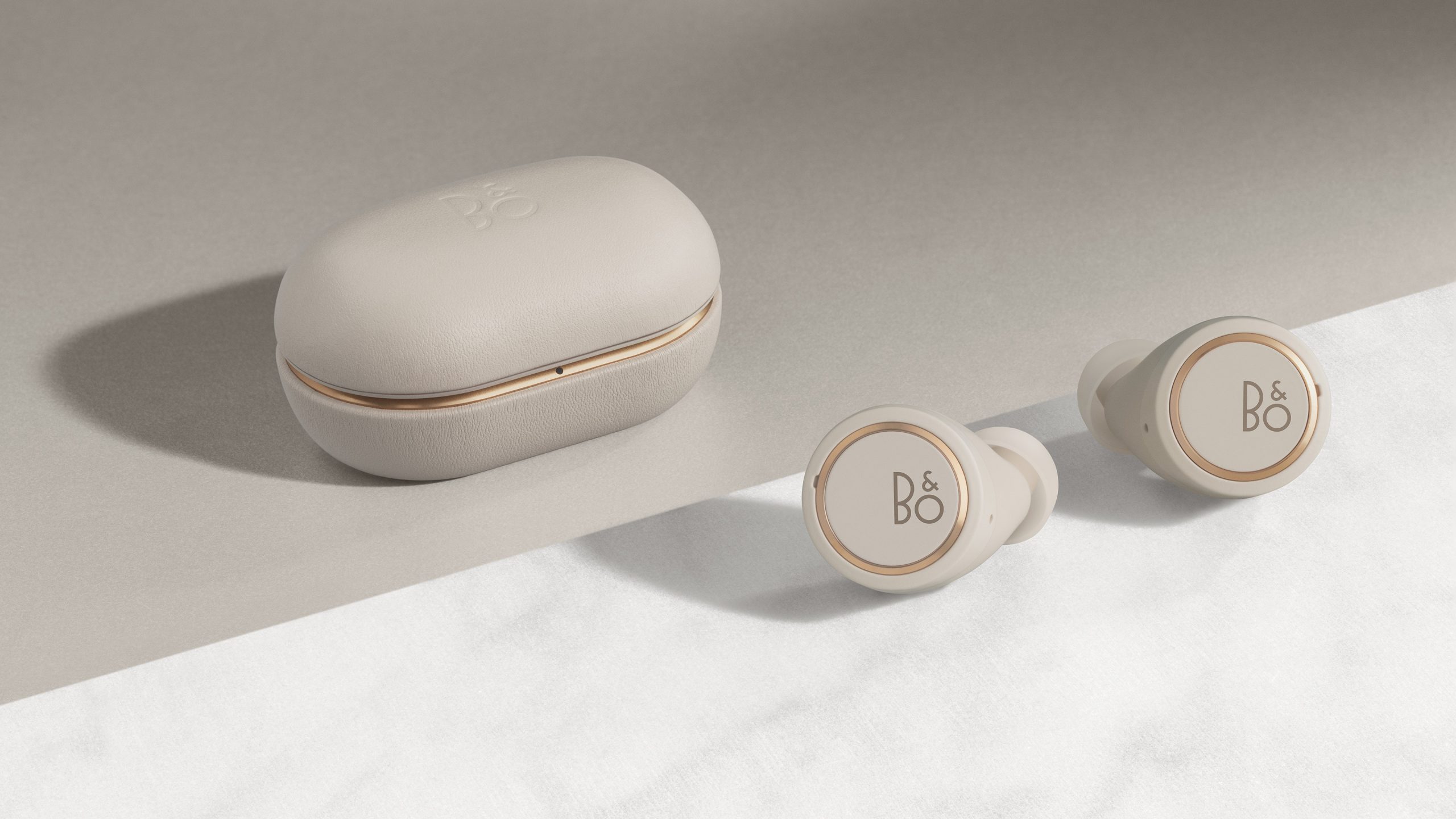 B&O Beoplay E8 3rdGen Golden Collection
