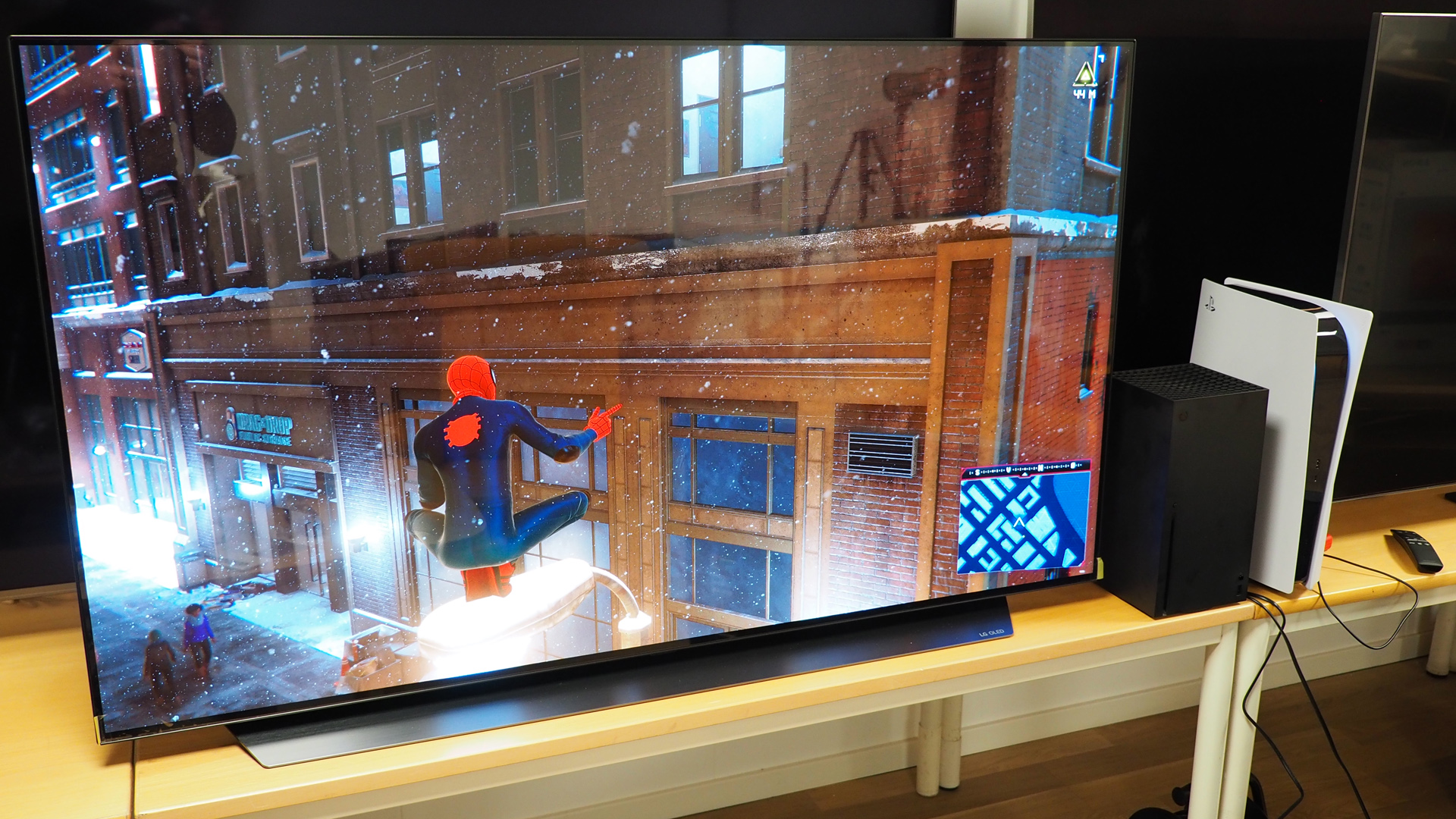 The Best Tvs For Ps5 And Xbox Series X Tv Favorite Of Gamers