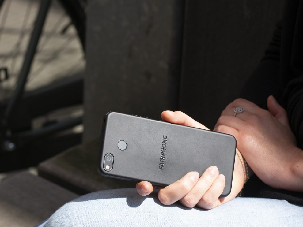 Fairphone 3 1 Fairphone 3 in sunlight