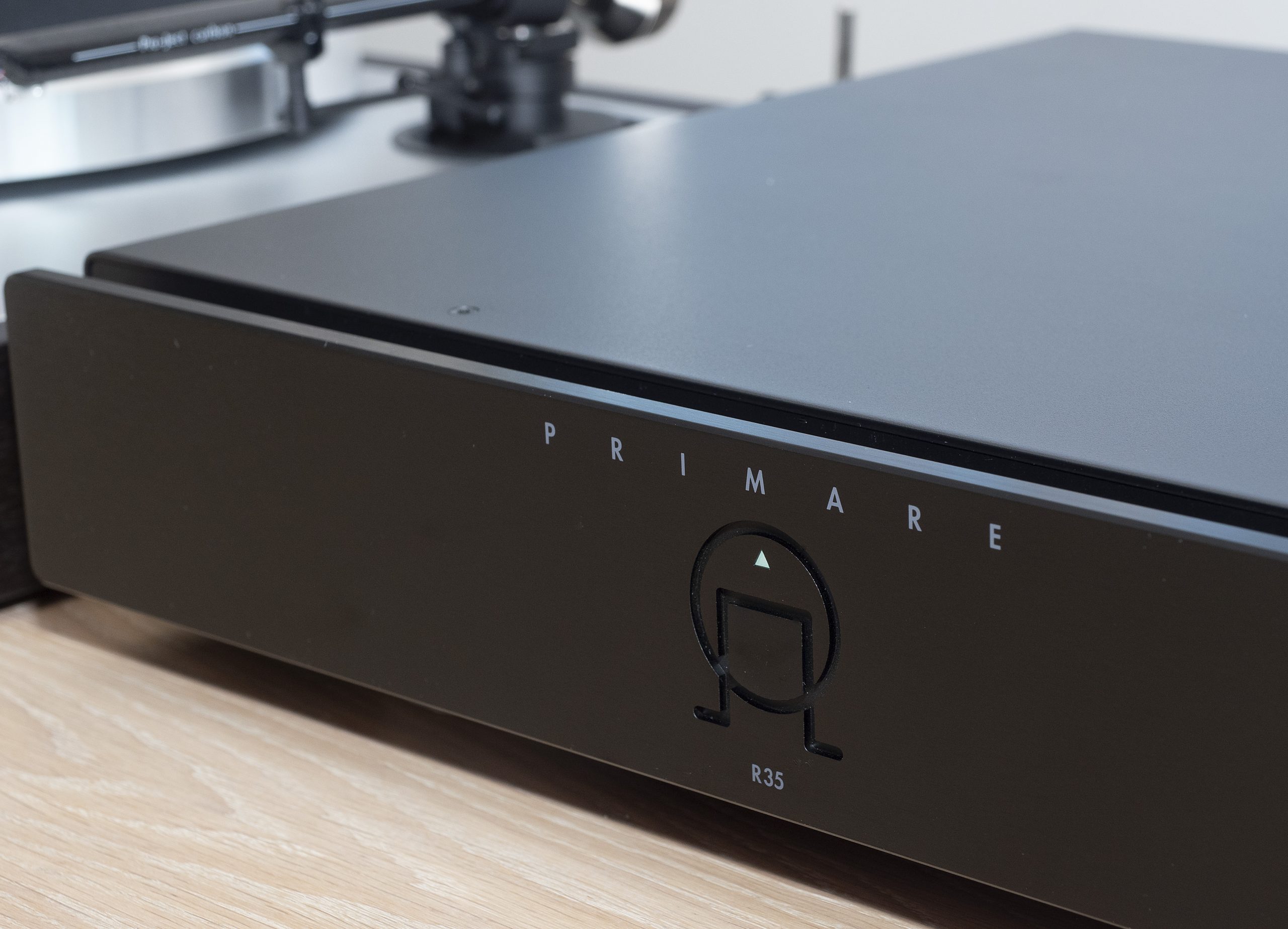 Primare R35 1 Primare R35 svitsj scaled 1