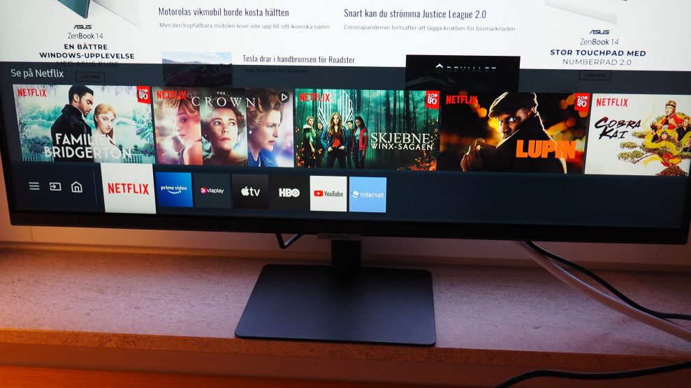 Samsung-M7-Netflix-bar-scaled