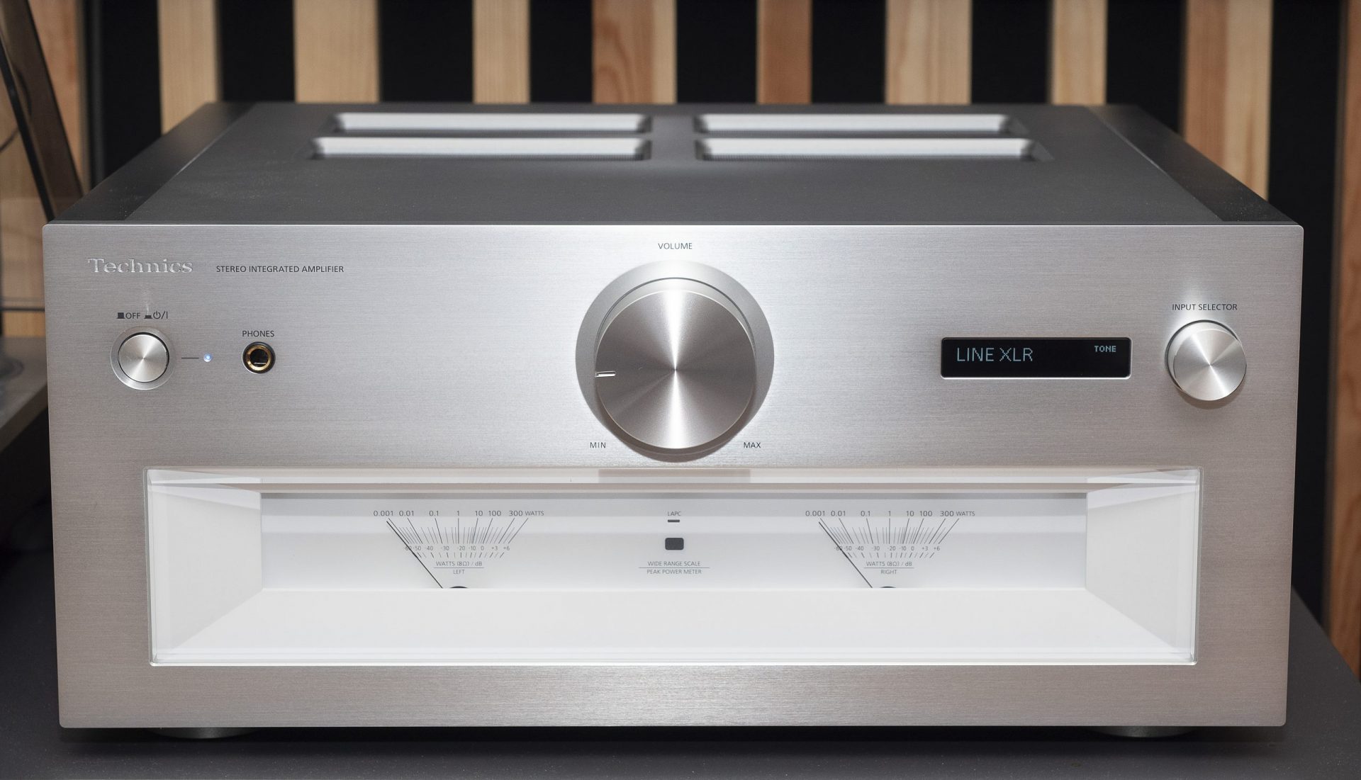 Technics SU-R1000