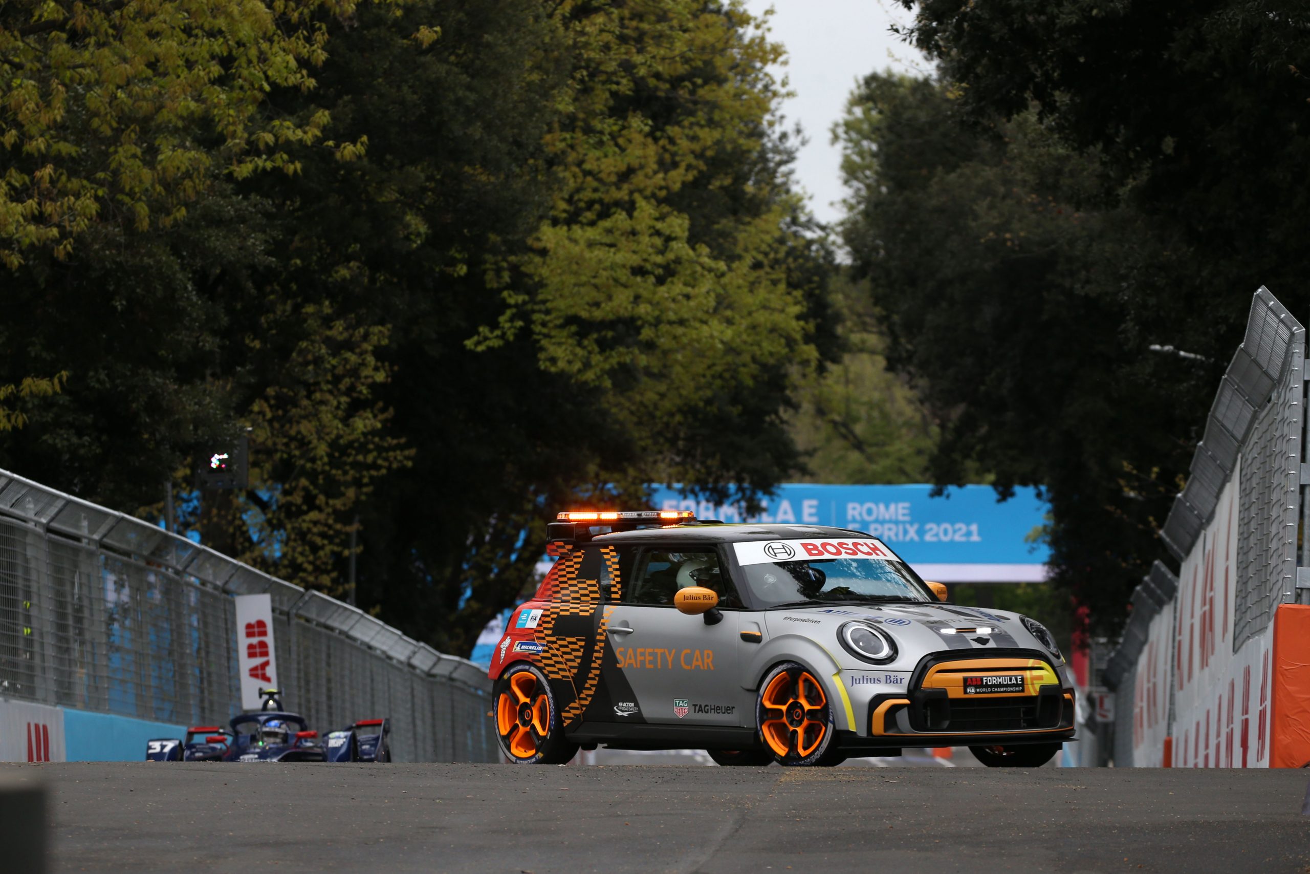 MINI Electric Pacesetter JCW 1 MINI Electric Pacesetter JCW