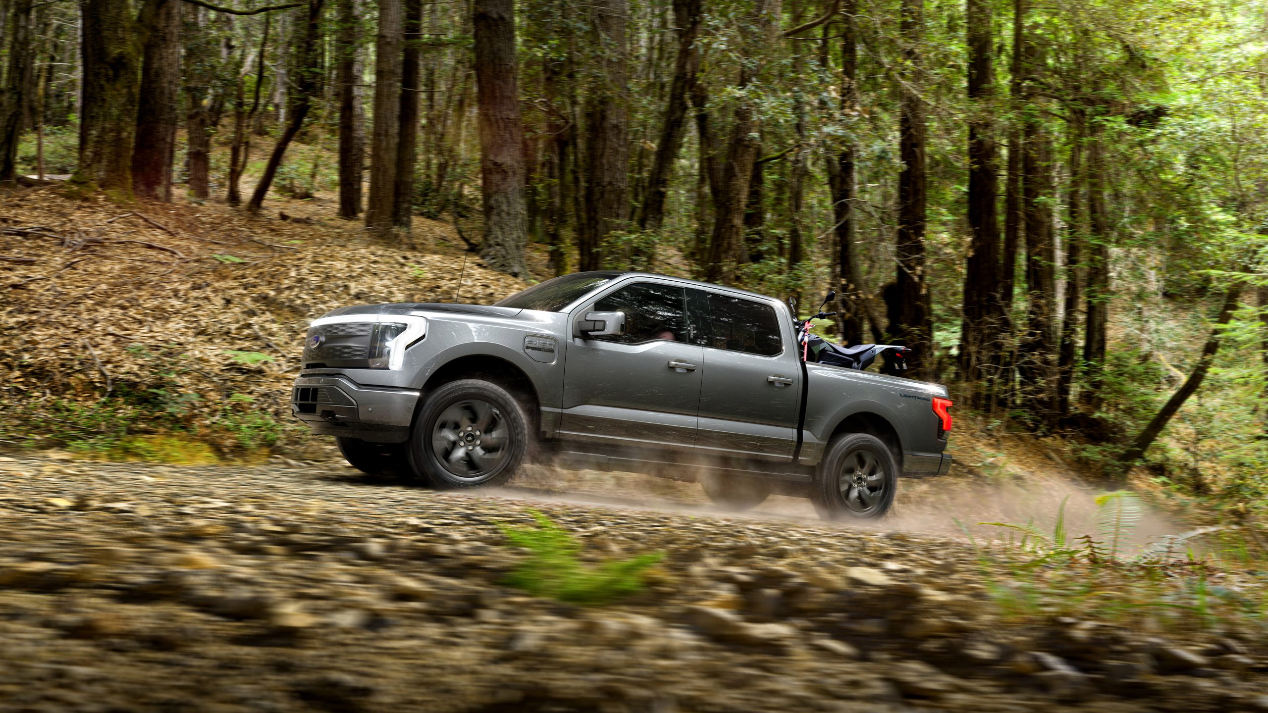 2022 Ford F-150 Lightning Lariat