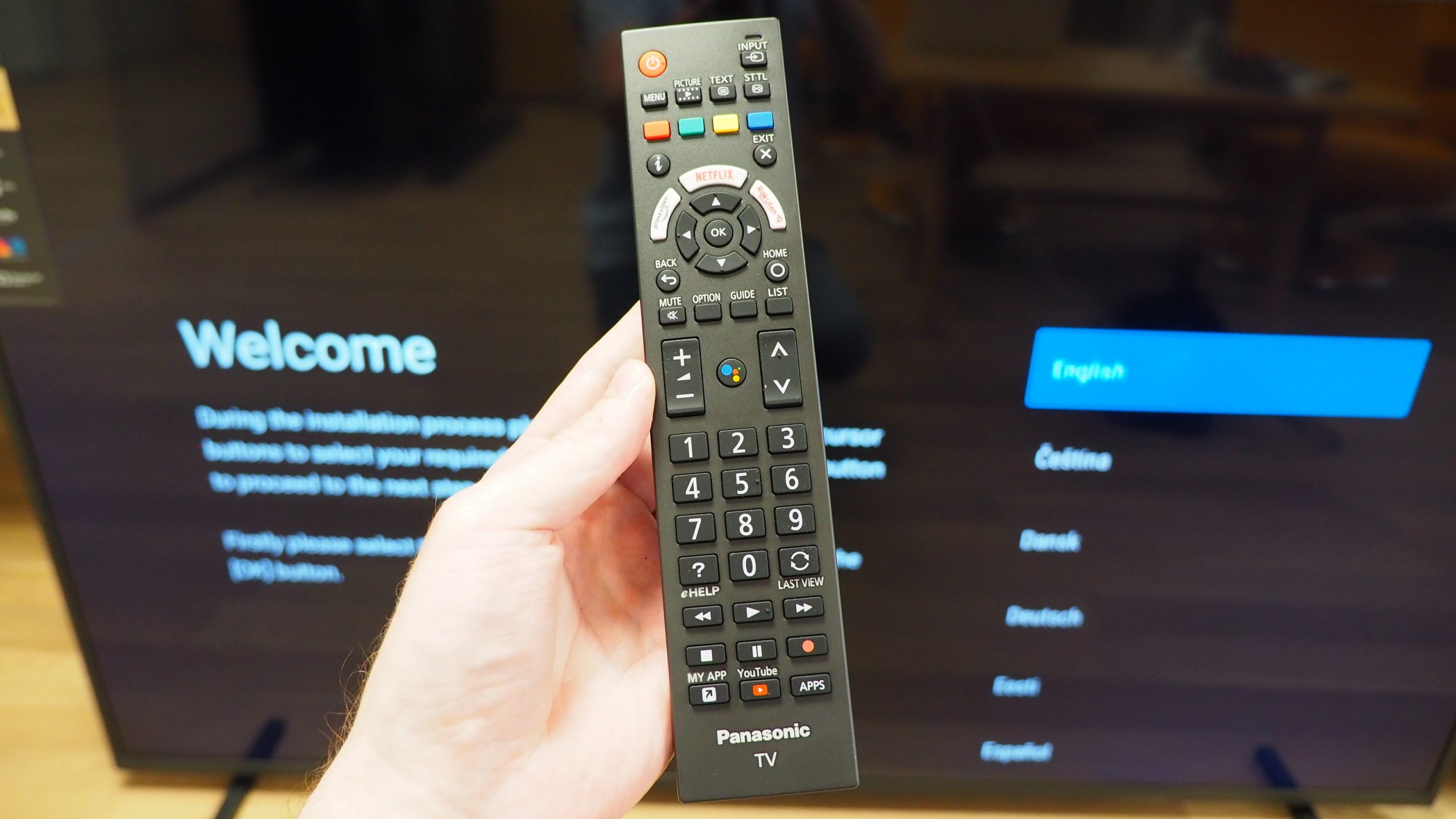 Panasonic JX800E (TX-65JX800E) 1 Panasonic JX800E remote scaled