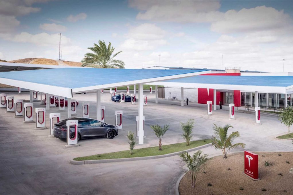 Tesla supercharger