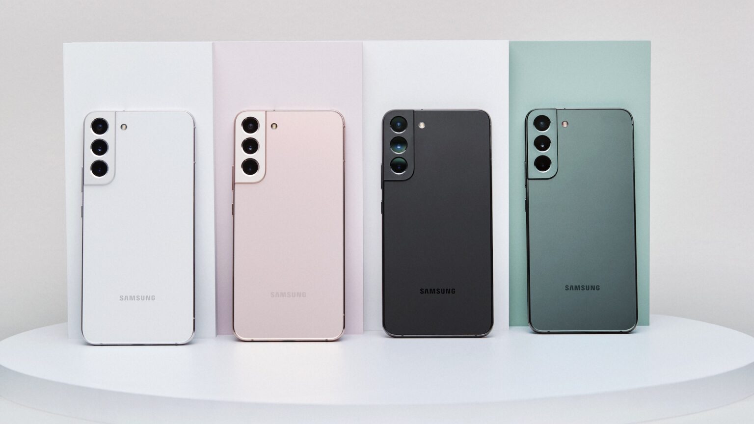 Samsung lanserar tre olika Samsung Galaxy S22