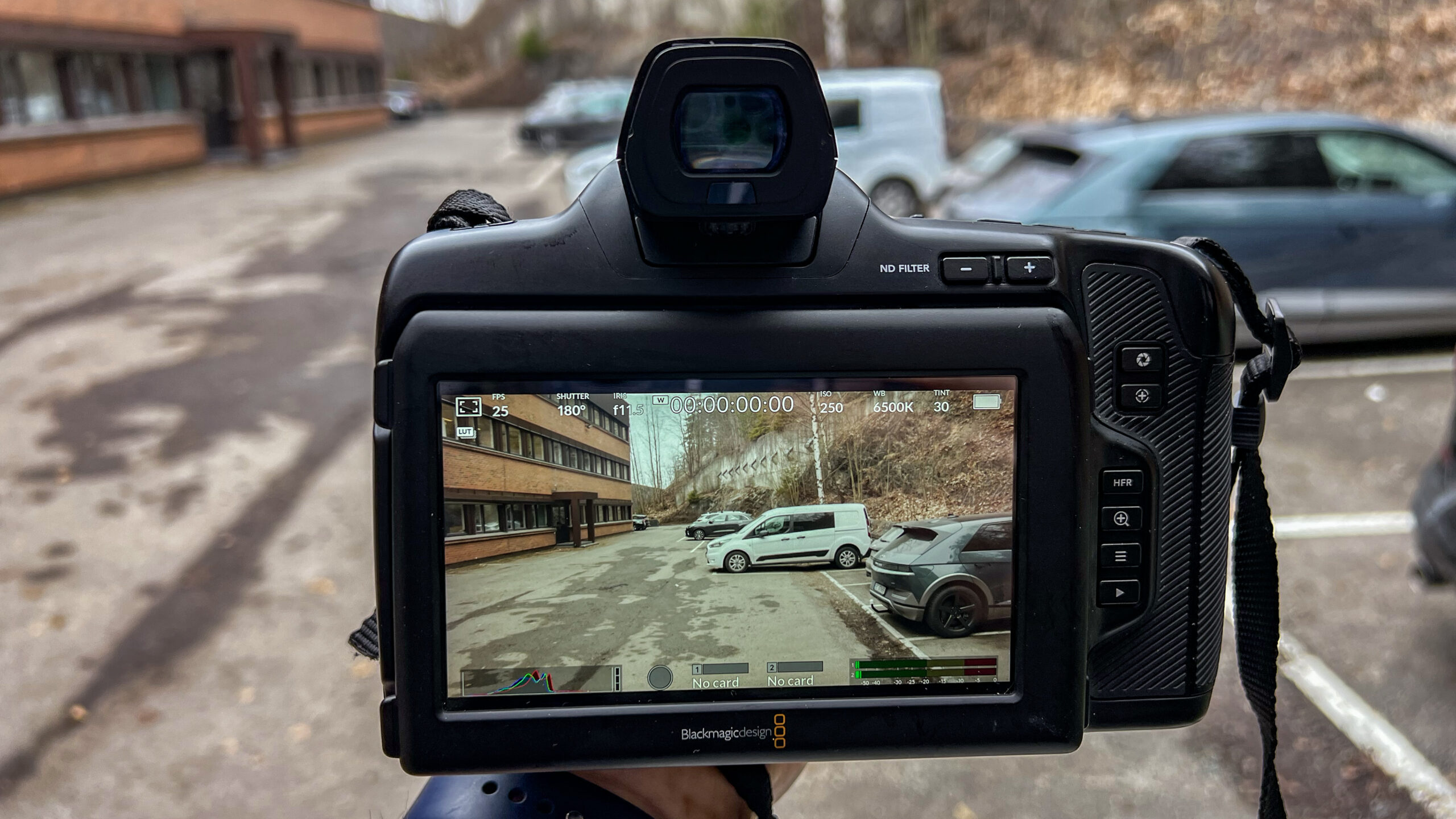 Blackmagic Pocket Cinema Camera 6K Pro touchscreen2 Blackmagic Pocket Cinema Camera 6K Pro touchscreen2