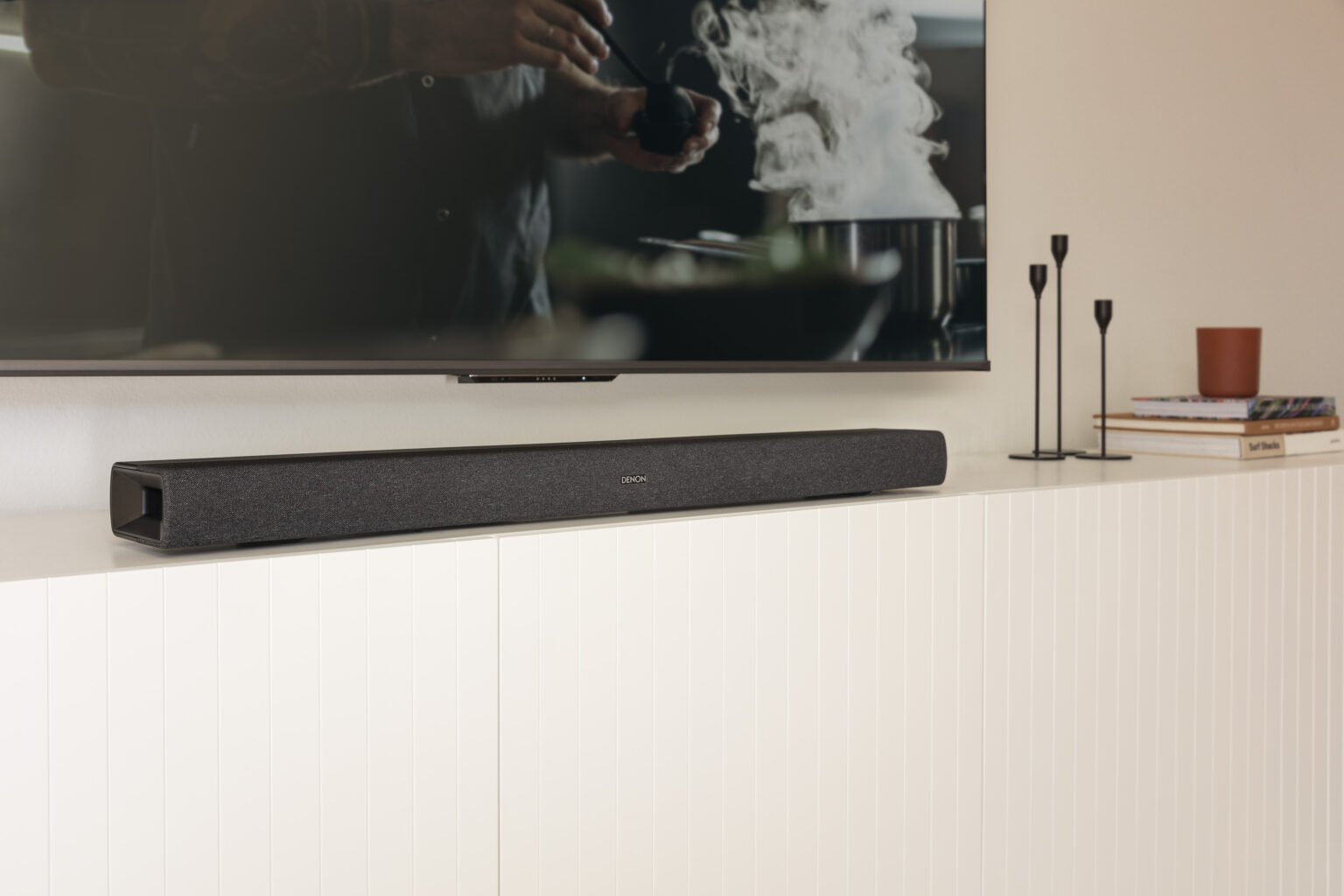 DHT-S217: Elegant soundbar från Denon