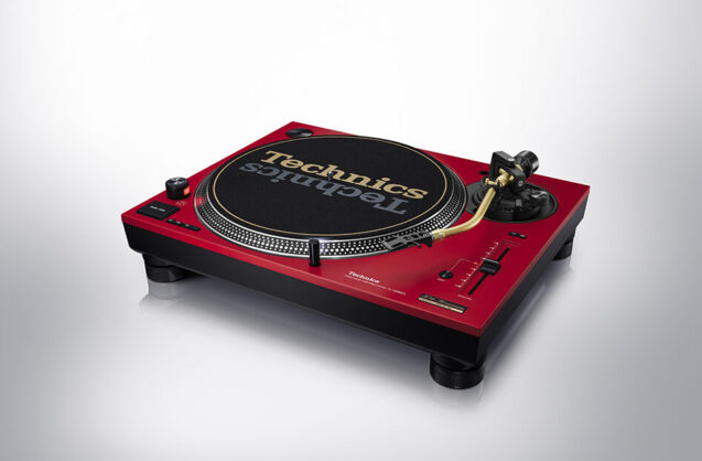 Technics sätter färg på SL-1200MK7