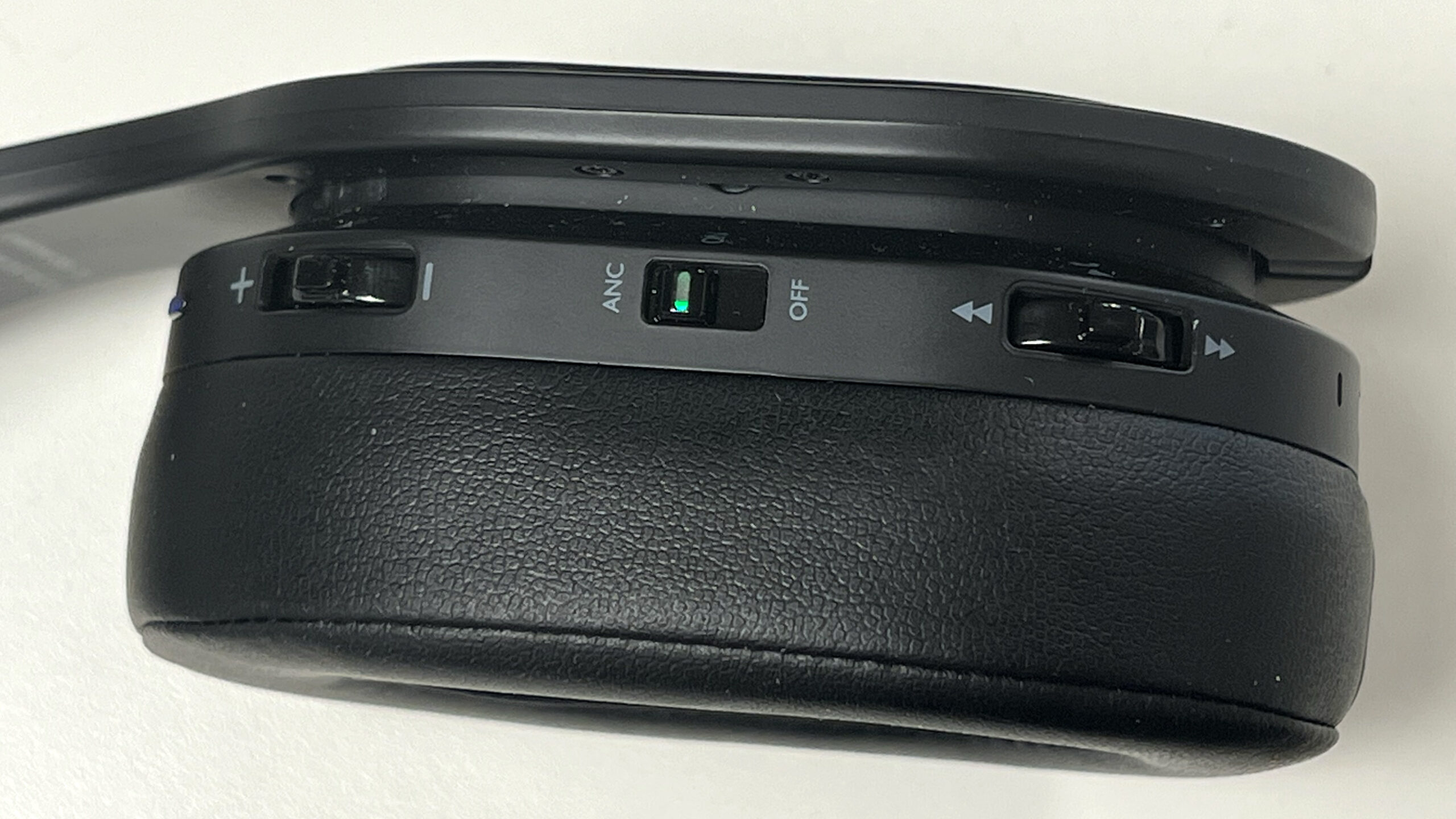 PSB M4U 8 mkII detail PSB M4U 8 mkII detail