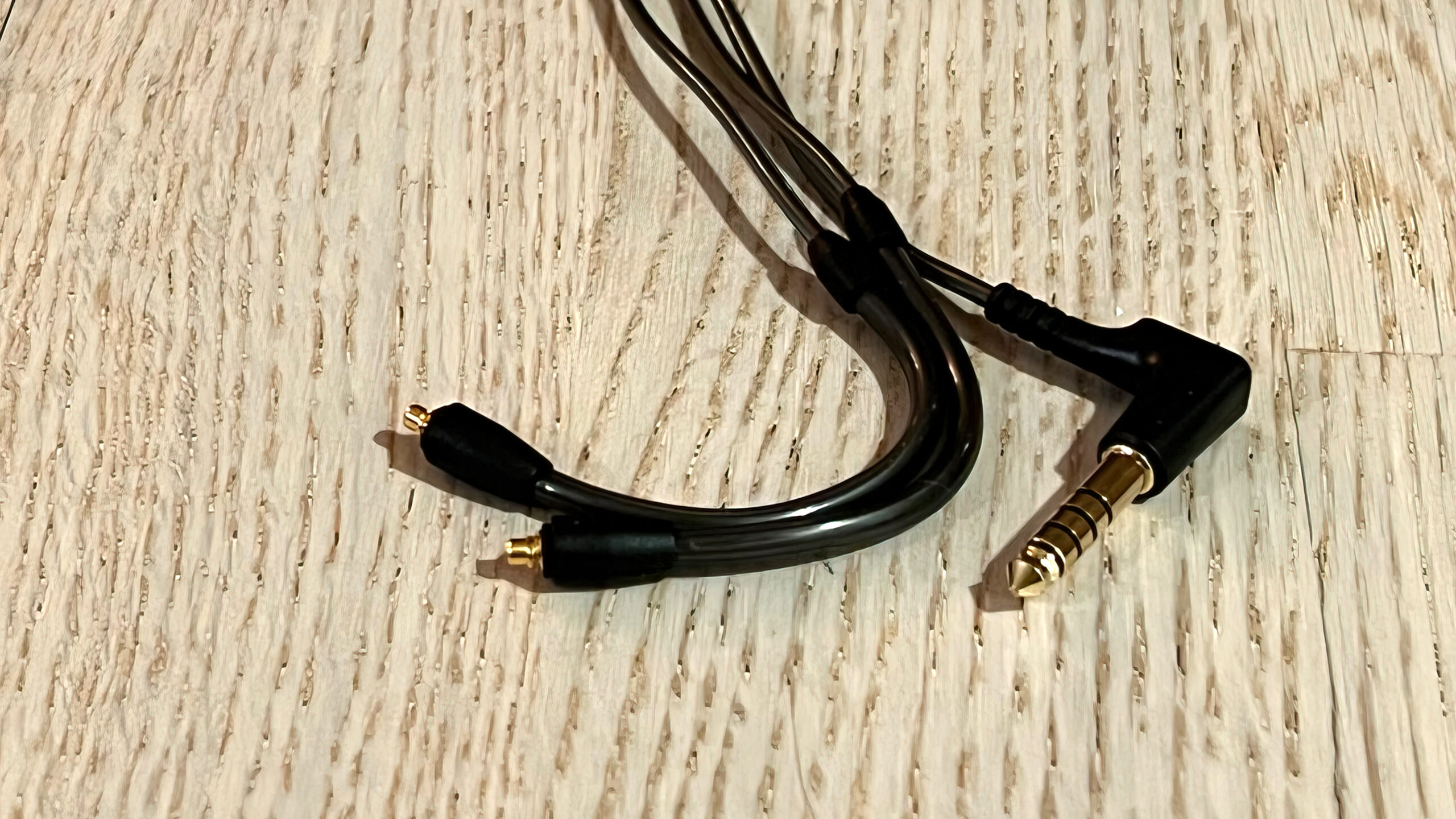 Sennheiser IE 600 4.4mm cable scaled 1