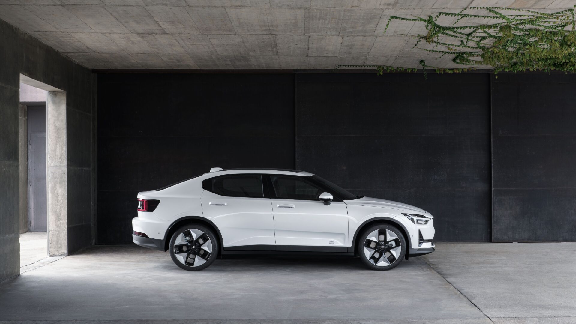 Polestar 2, nya färger, nya fälgar och nya inredningsdetaljer