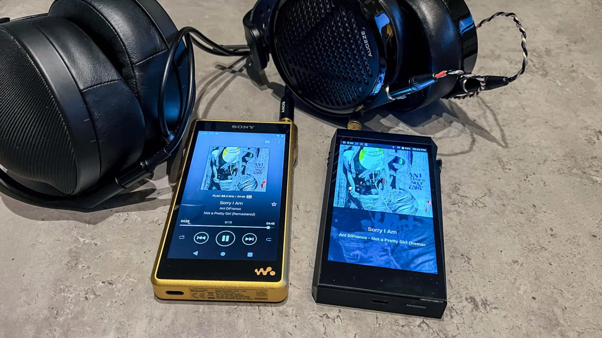 Highend-musikspelare: Sony NW-WM1ZM2 mot Astell & Kern SP2000T