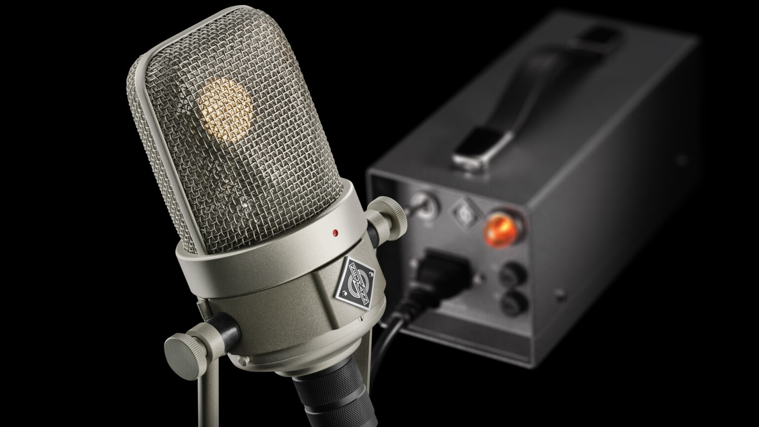 Neumann M 49 V: Legendens återkomst