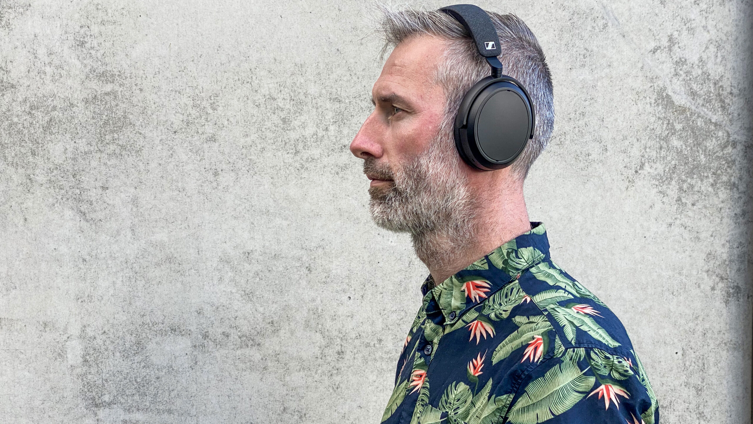 ゼンハイザー Sennheiser MOMENTUM 4 Wireless-