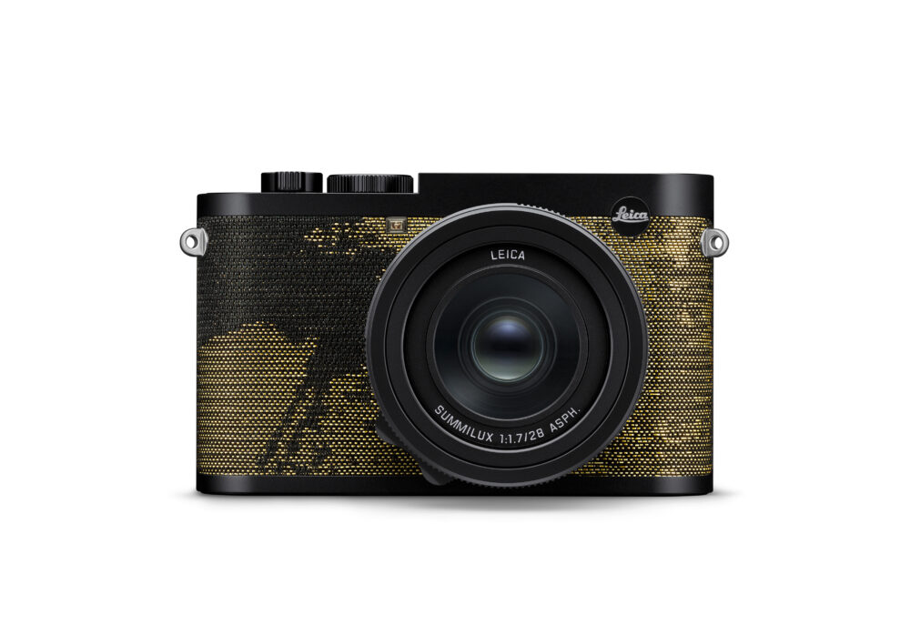 19069_Leica_Q2_Dawn_by_Seal_front_MAIN_RGB_white