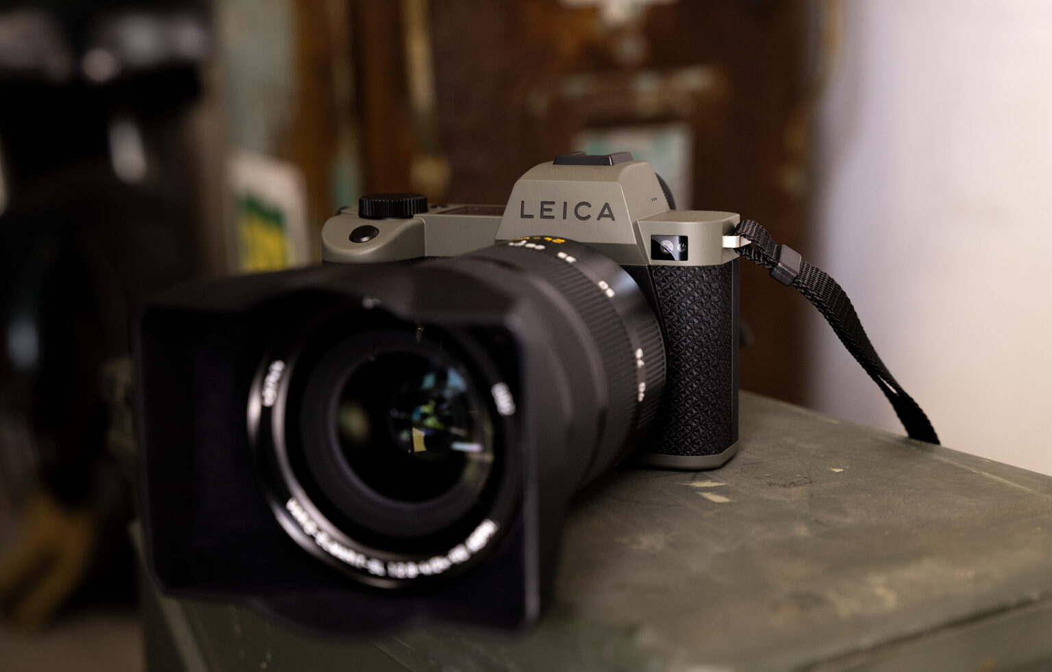 Leica SL2-S Reporter