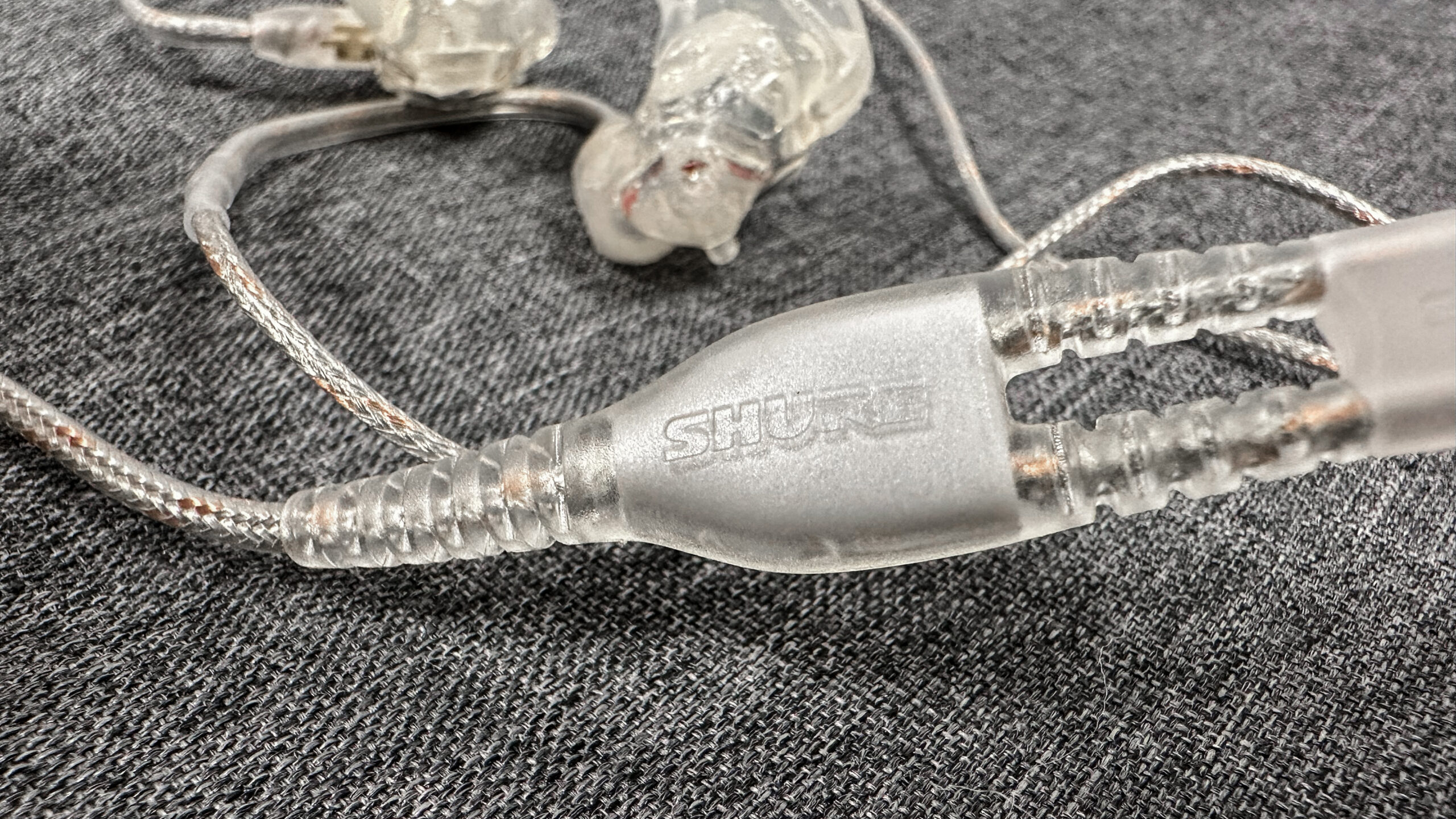 Ilicon hypƐar CIEM's 3 Ilicon hypEar Shure cable