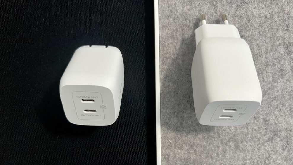 65W-charger-plastic-vs-65W-charger-PCR