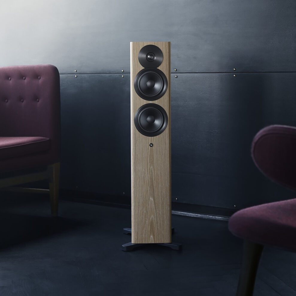 Dynaudio Focus 30 6 dynaudiofocus30 blonde 01