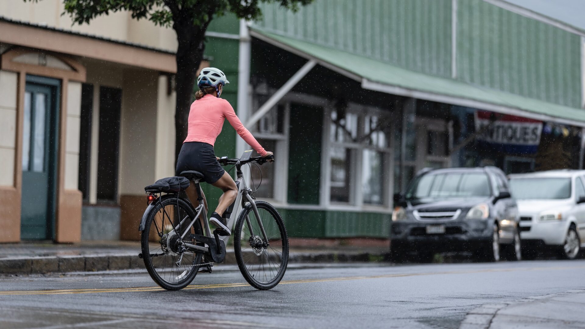 Håll koll bakåt med Garmin Varia eRTL616