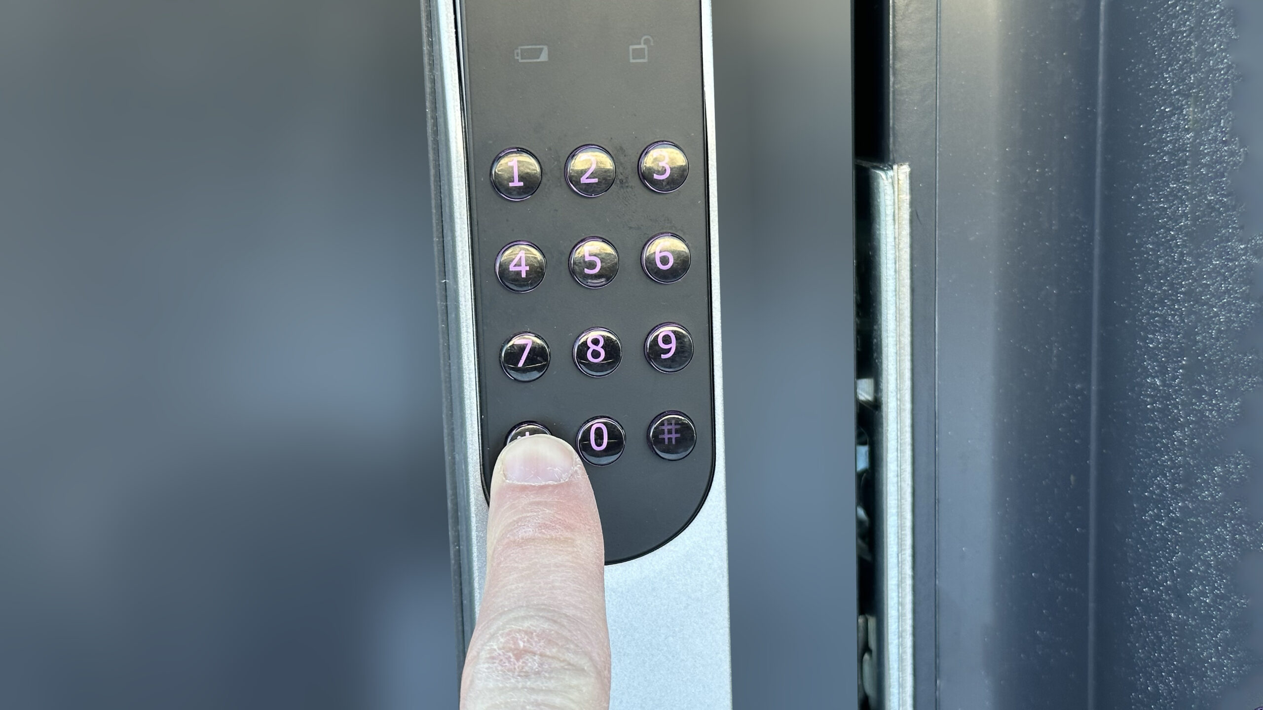 Yale Doorman Classic number pad