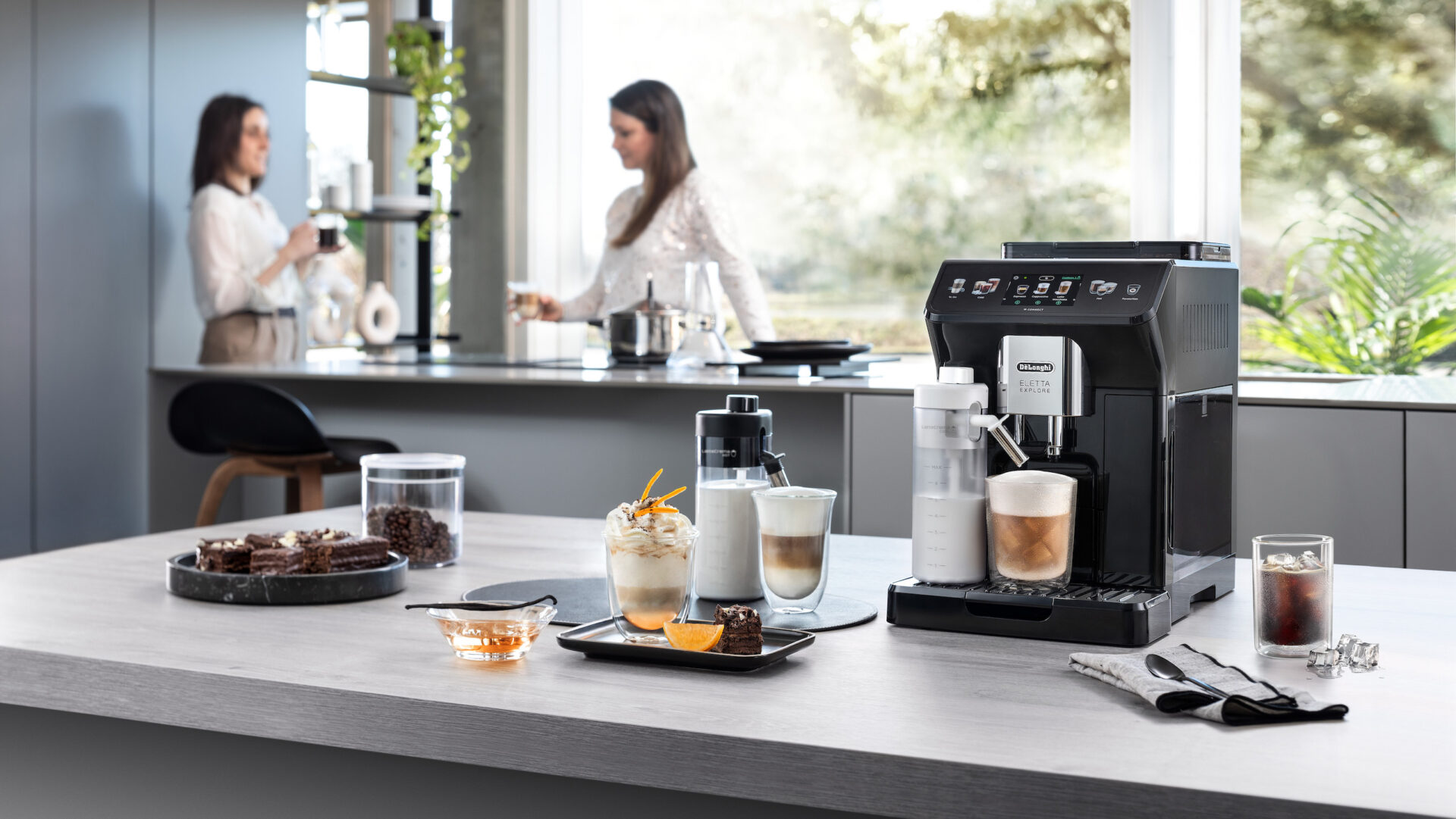 De’Longhi Eletta Explore gör både varma och kalla kaffedrycker
