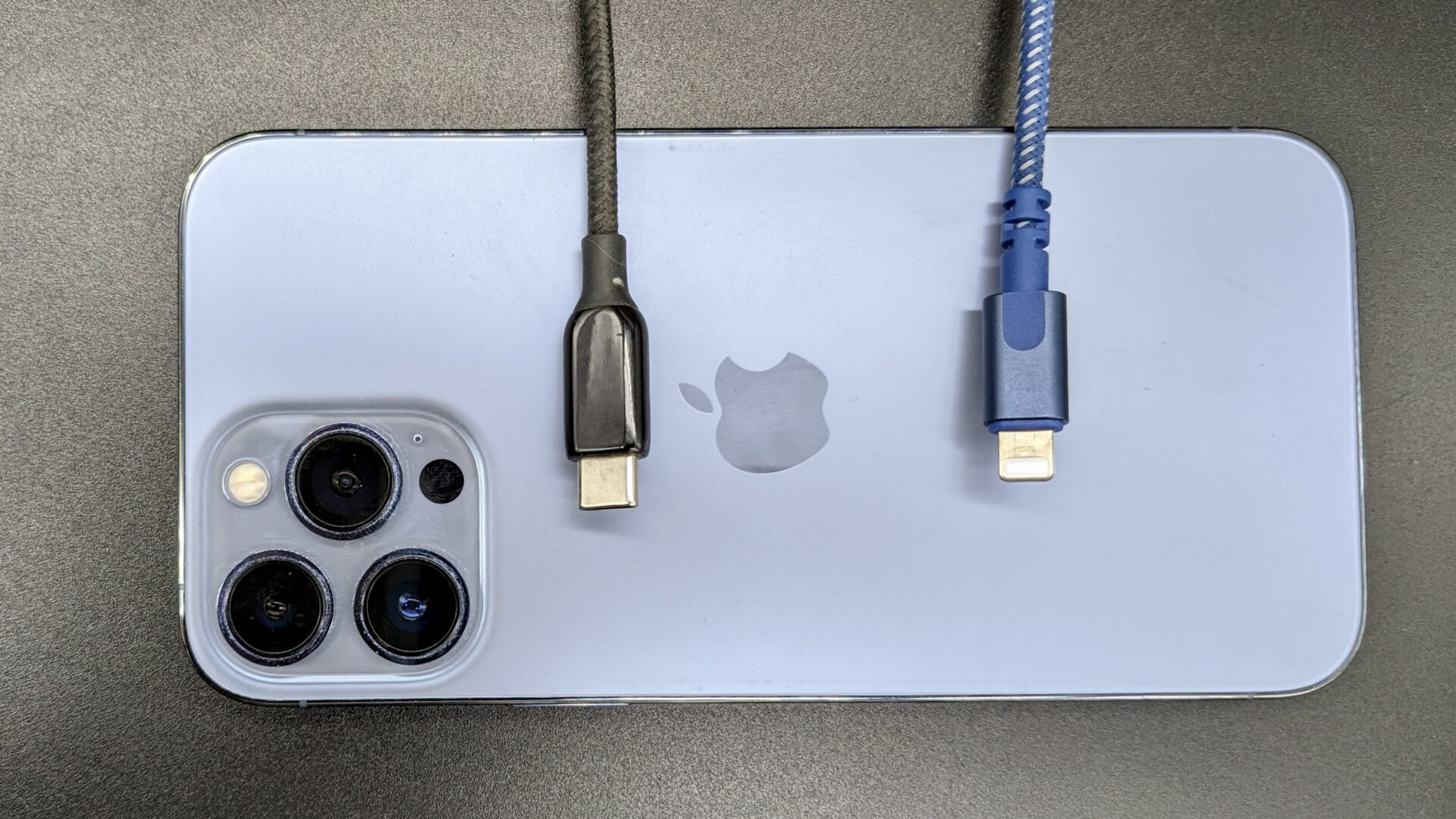 EU-kommissionen varnar Apple för USB-C-begränsningar