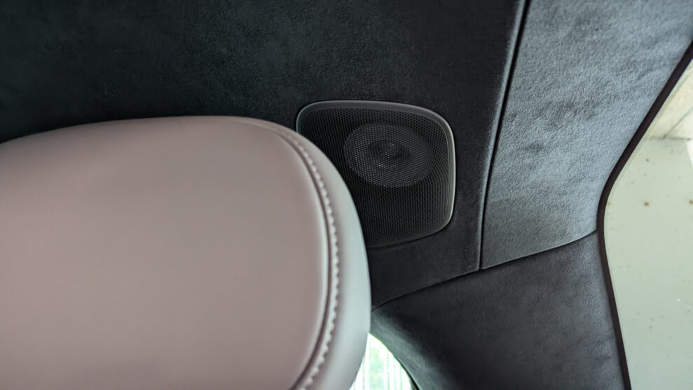 NIO EL7 speakers