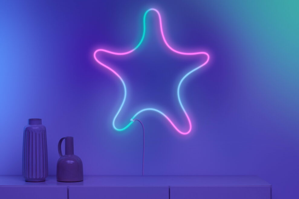 WiZ_Neon_Flex_Strip_on_wall 2