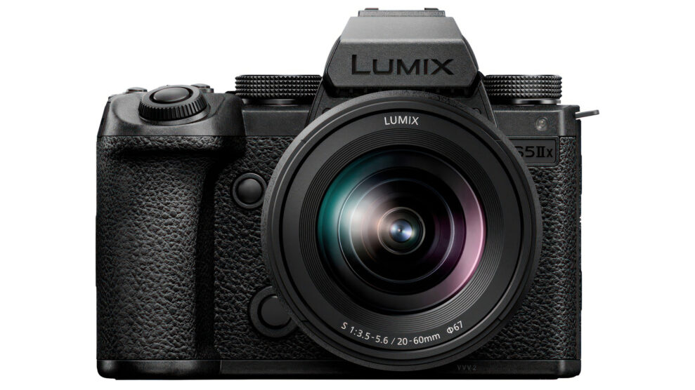 panasonic-lumix-s5iix front with lens