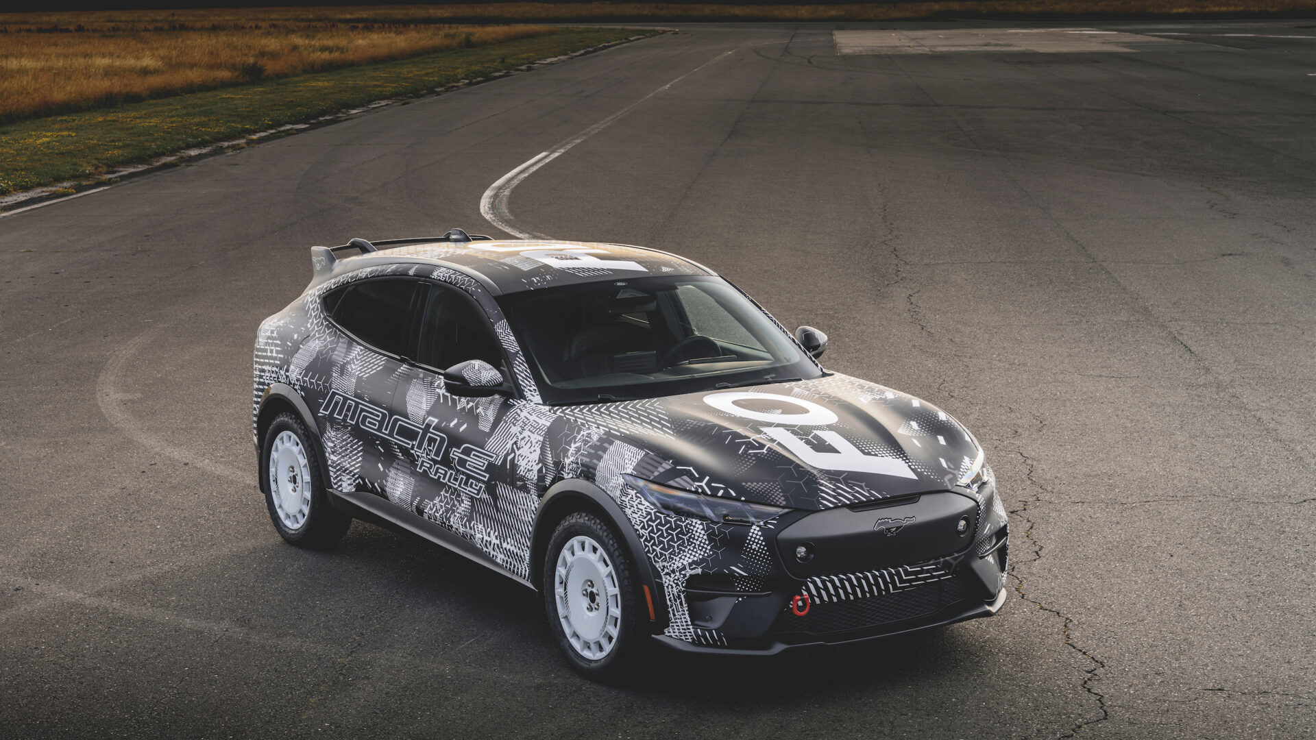 Ford visar upp helelektrisk Mustang Mach-E Rally