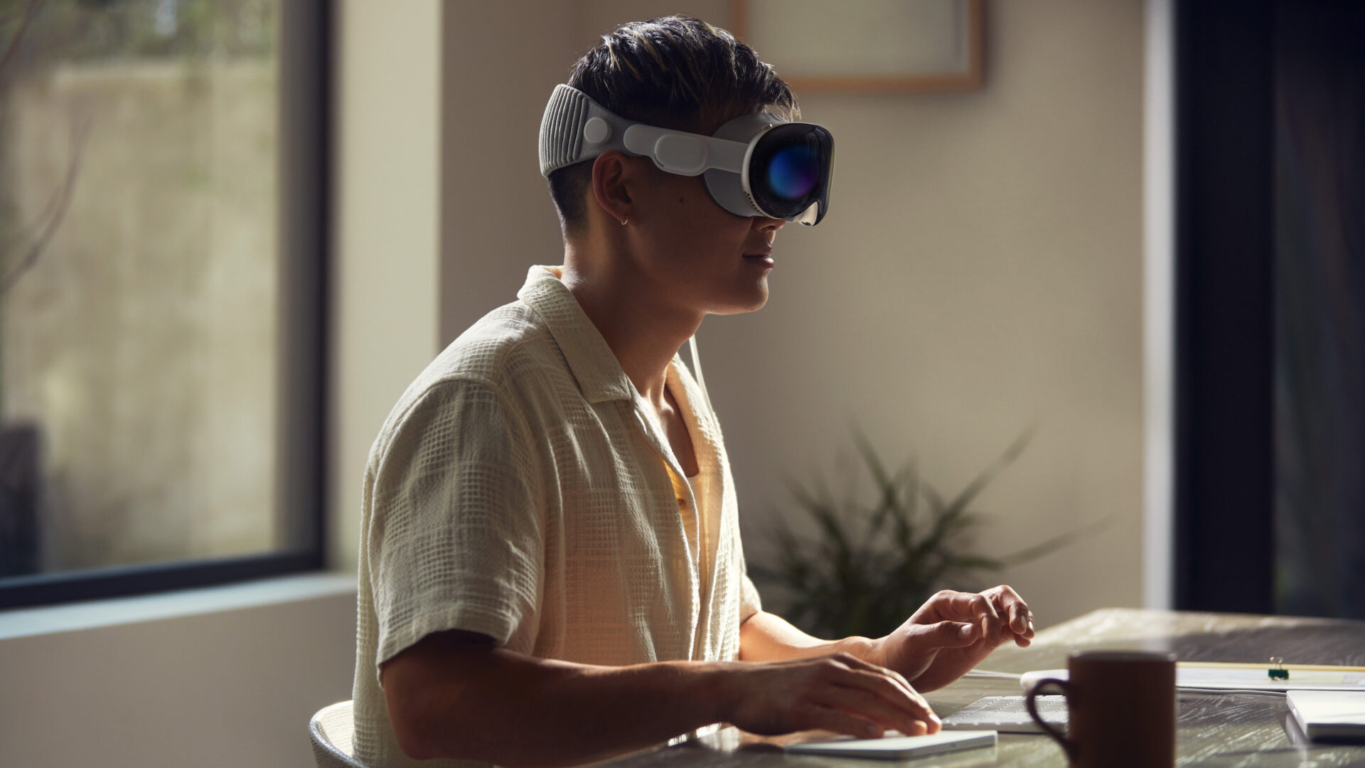 Apple tvingas skära ner på produktionen av Vision Pro