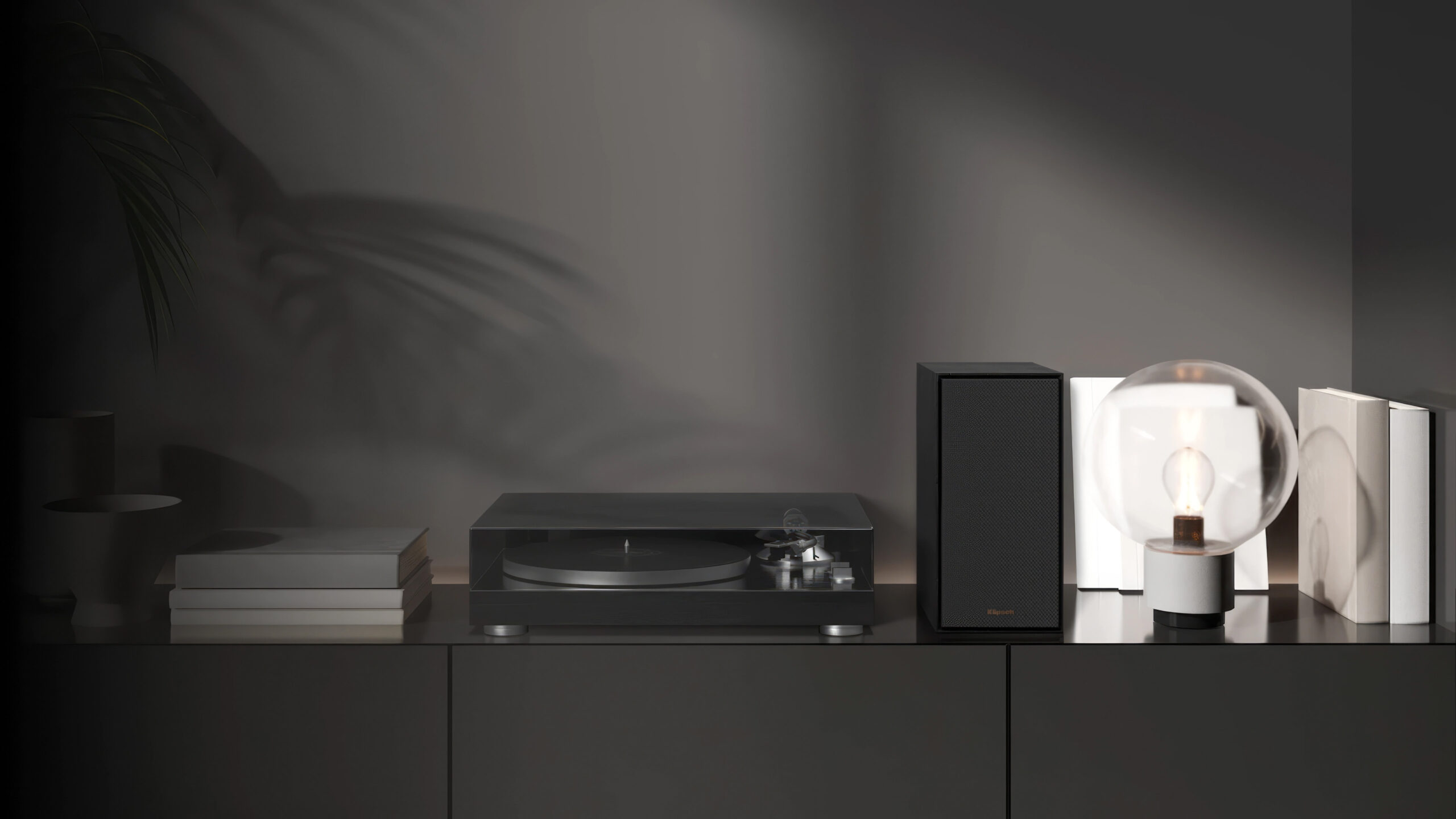 R-40PM och R-50PM: Aktiva Klipsch-högtalare 1 Klipsch R-40PM-lifestyle