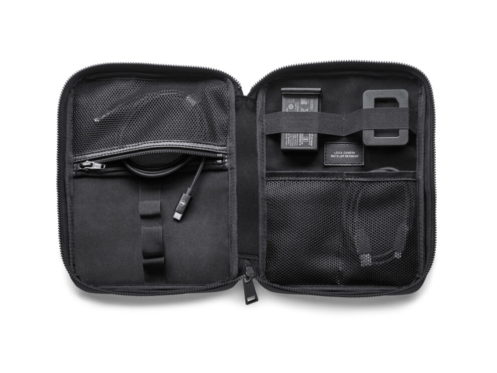02___Leica_pouch_2_HiRes-scaled