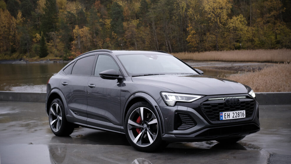 Audi SQ8 e-Tron Sportback 1 Audi SQ8 e Tron Sportback 2
